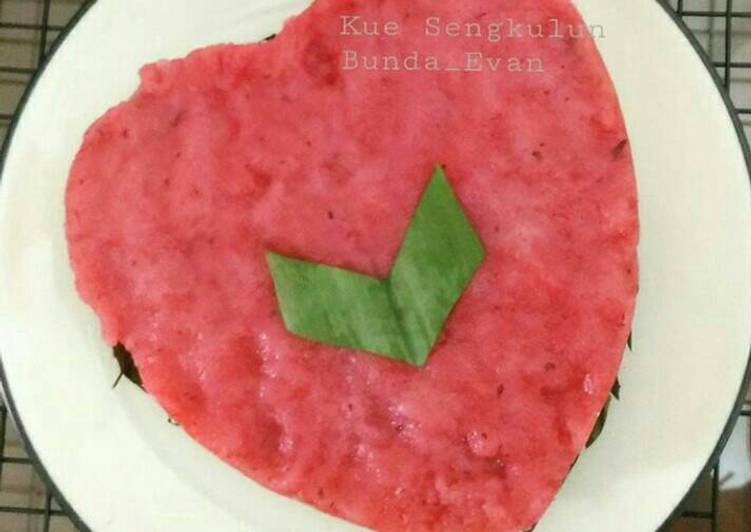 bahan dan cara membuat Kue sengkulun