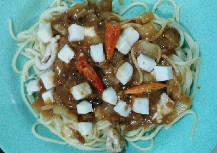 resep Spagetti Ayam saus Baberque Mozzarella