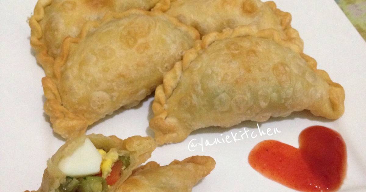 Resep Pastel Ayam Sayuran ala Yanie Rohsanti