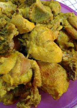 Ayam goreng bumbu kuning