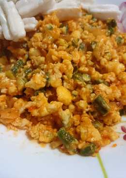 Scramble egg saus pedas manis