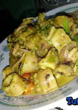 Cumi bumbu kuning