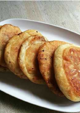 HOTTEOK (Korean Filled Pancake)