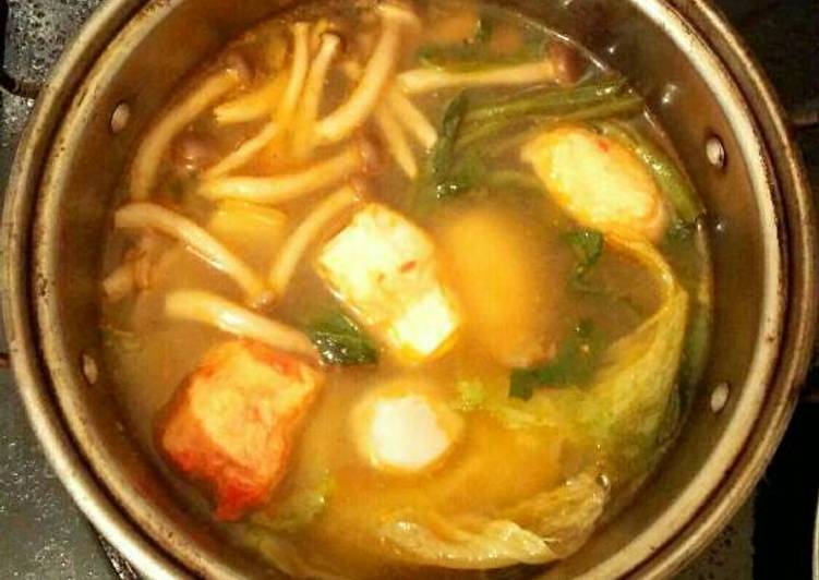 gambar untuk resep Sukiyaki kuah tomyam sederhana