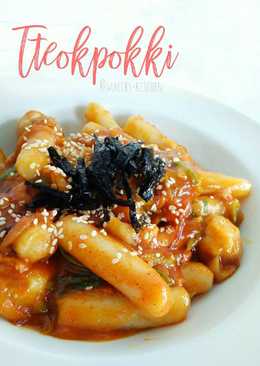 Tteokpokki (Homemade Garetteok aka kue beras Korea)
