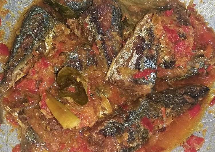 gambar untuk resep makanan Ikan Layang Bumbu Pedas