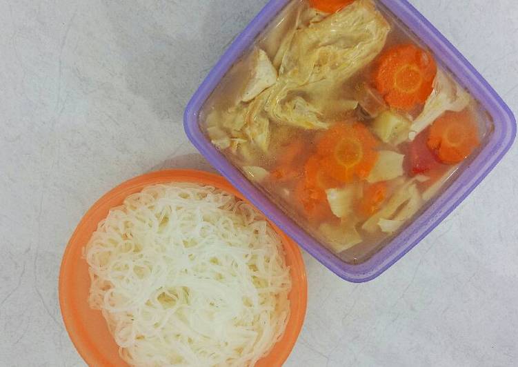 resep Bekal makan siang sop kembang tahu