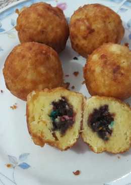 Tape goreng isi coklat meises