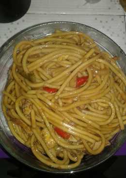 Mie lidi saus tiram