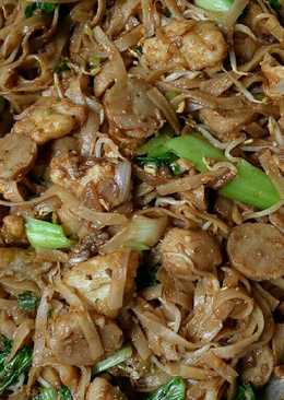 Kwetiau goreng pedas