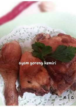 Ayam goreng kemiri