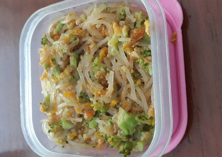 gambar untuk resep Bihun Sayur Mpasi 1 tahun