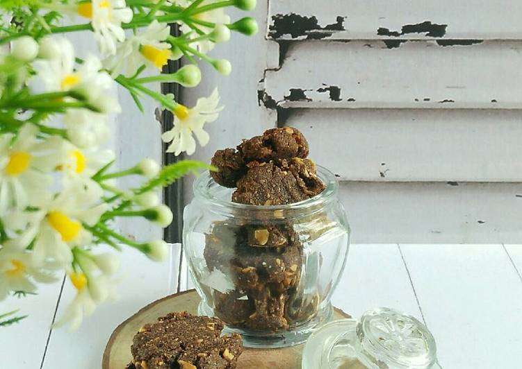 gambar untuk resep makanan Choco Almond Cookies #ketopad_cp_anekakuker
