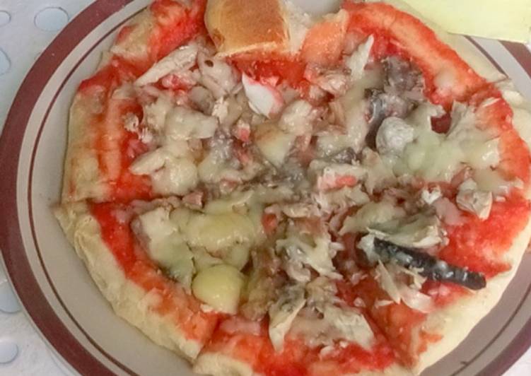 resep masakan Pizza teflon  ikan tuna (praktis anti gagal)