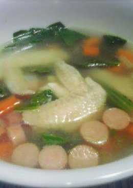 Sop ayam sosis