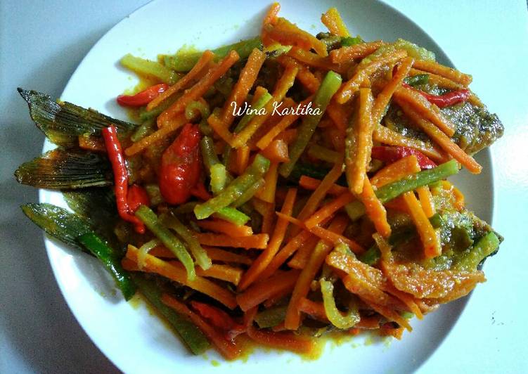 resep makanan Acar Kuning Ikan Mas