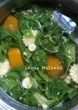 Sayur bening (Labu kuning, bayam, dan jagung muda)