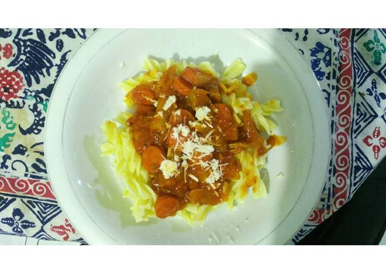 Simply fusilli bolognese with meatballs and sausages