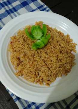 Nasi goreng ikan roa