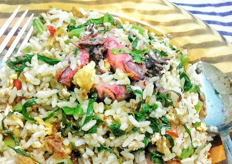  Resep  Nasi  Goreng  Cumi  Ala ala oleh Diah Pramudita Cookpad