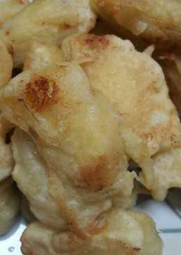 Pisang goreng tabur santan