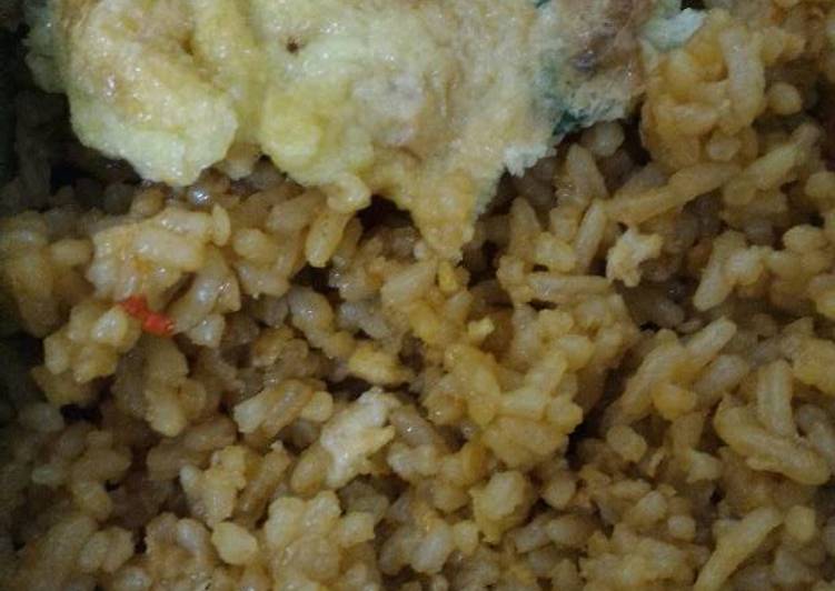 cara membuat Nasi goreng keju plus telur dadar kacang panjang