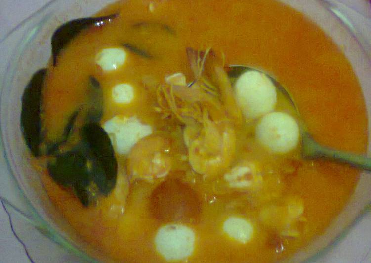 resep lengkap untuk Soto Udang Pedas