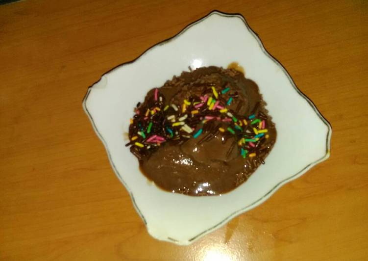 gambar untuk resep makanan Es Krim Pisang Coklat (Lembut, Creamy Tanpa Krim Dengan Blender)