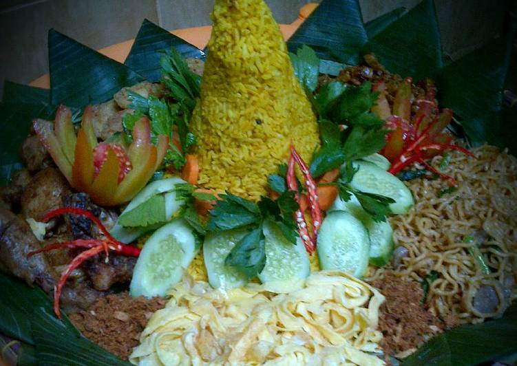 resep masakan Tumpeng nasi kuning