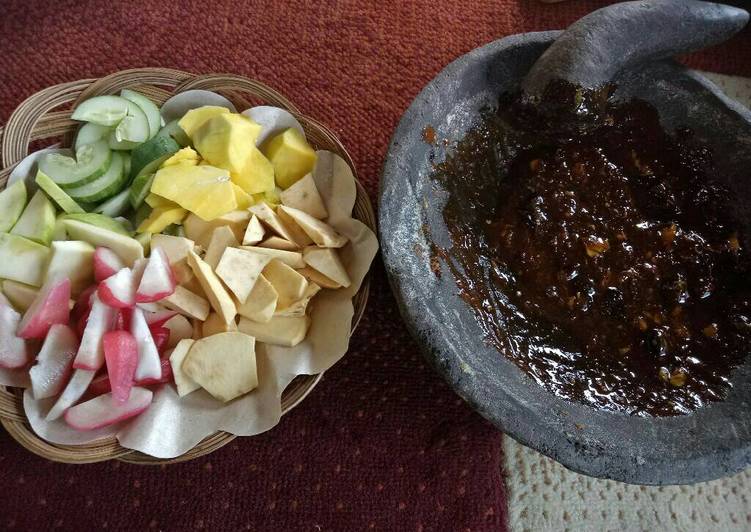 Resep Rujak Uleg By Tineu S Tresnaningtyas