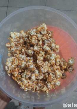 Healthy Caramel Popcorn