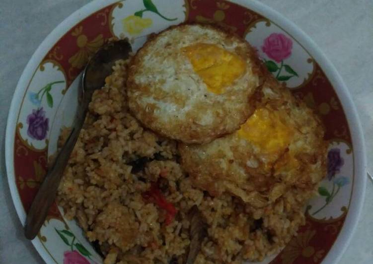 gambar untuk resep Nasi goreng homemade