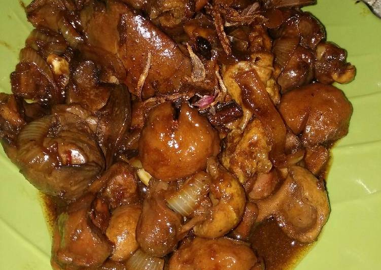 resep lengkap untuk Semur Hati ampela ayam dan bakso