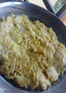 Omelet (Mie instan dan telur)