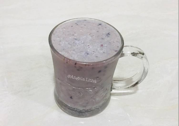 gambar untuk resep makanan Jus buah apel,pisang dan blue berry #real food