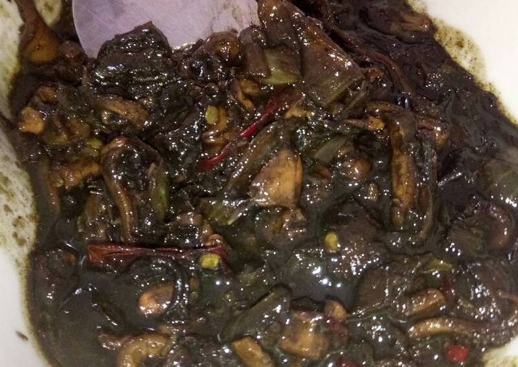 resep lengkap untuk Tumis Cumi Tinta Hitam