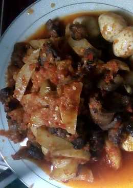 Telur puyuh ati ampela balado