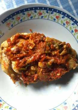 Ayam geprek sambal bawang