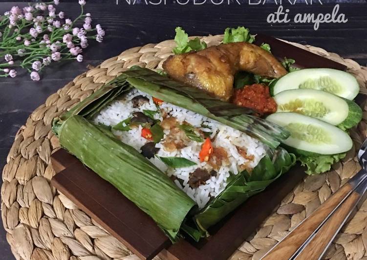 gambar untuk resep Nasi Uduk Bakar Ati Ampela (#pr_masakanbungkusdaun)