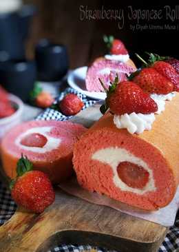 Strawberry Japanese Roll Cake 4 Telur