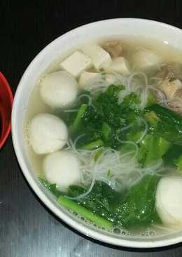 Bihun Kuah Tulang iga(Bakso ikan)