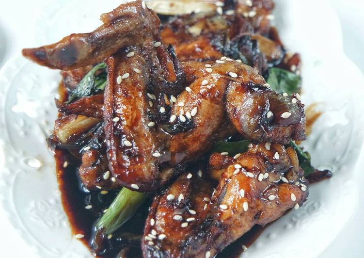 resep lengkap untuk Ayam Kecap Saus Inggris