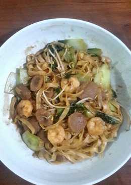 Kwetiau goreng praktis