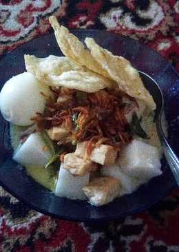 Lontong Gulai Tauco