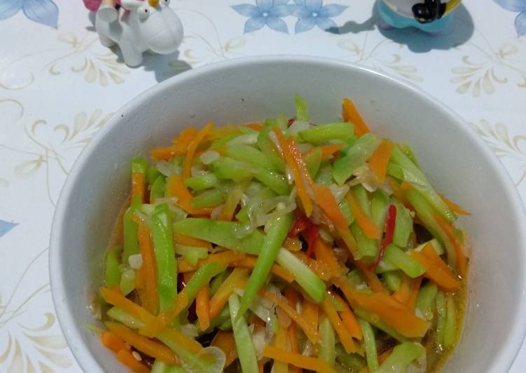 Tumis labu siam & wortel