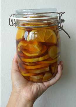 Honey Lemon Ginger in a Jar (Madu, Lemon, Jahe)