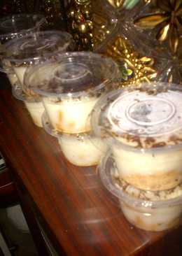 puding susu keju lapis marie tabur coklat