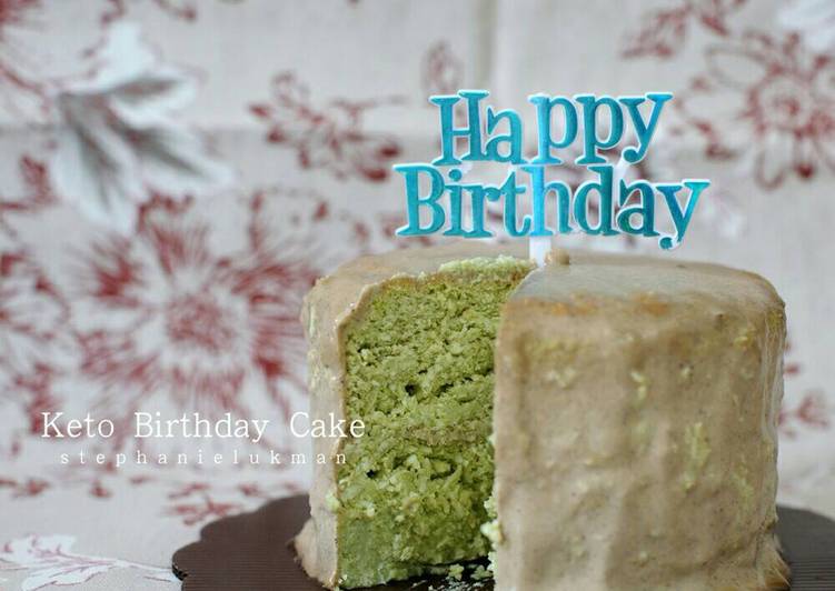 Resep Keto Birthday Cake (Matcha Cheesecake)