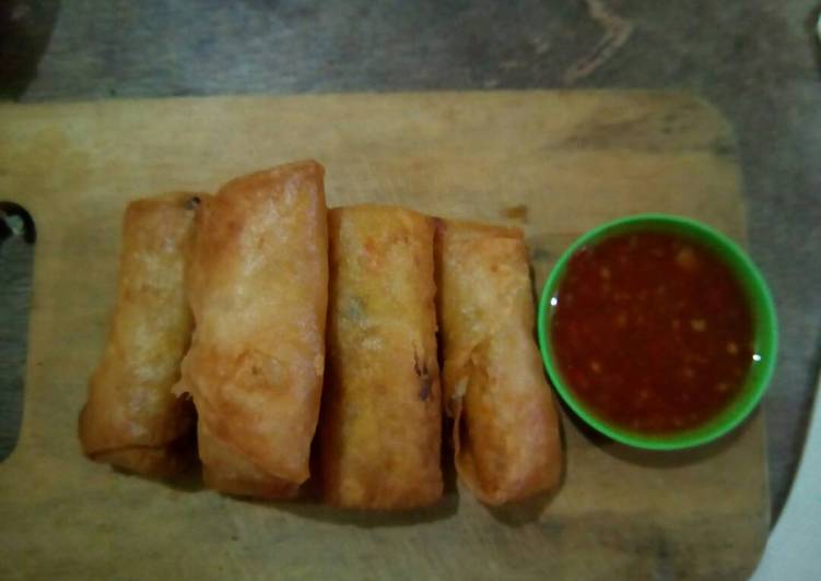 gambar untuk cara membuat Chicken spring roll aka lumpia ayam