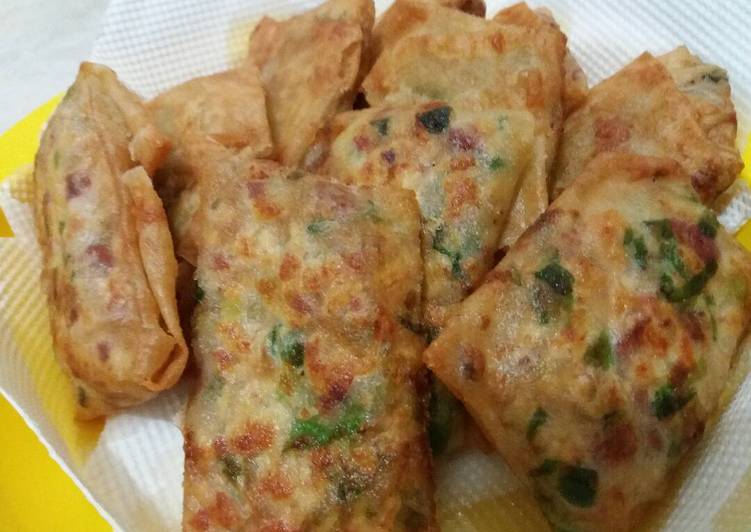 gambar untuk resep Martabak Telor Cornet